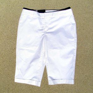 NWT Banana Republic Martin Fit Women's Size 6 White Bermuda Shorts